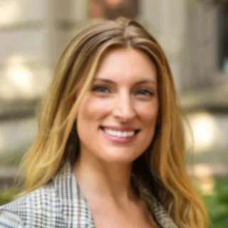 Cassandra Hoblitz headshot