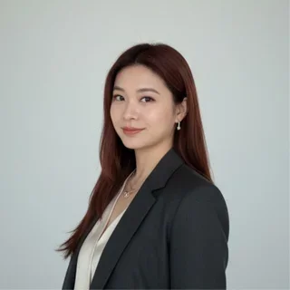 Photo of Nora Yang