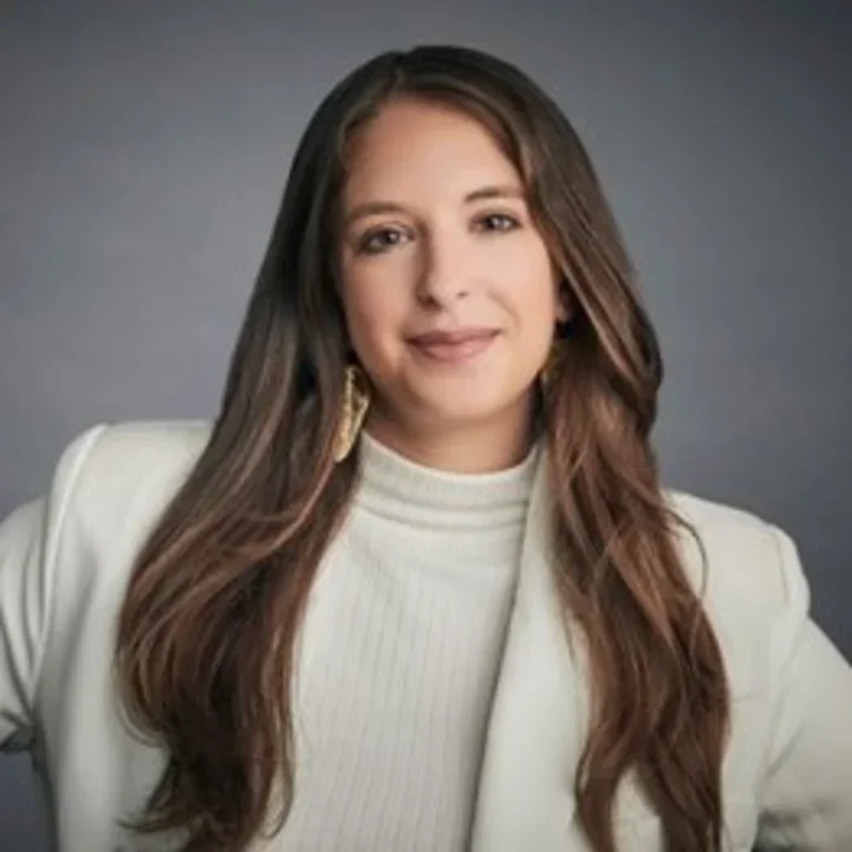 Jessica Wasser Headshot