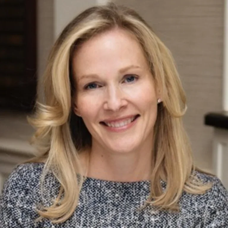 Sara Goddard Headshot