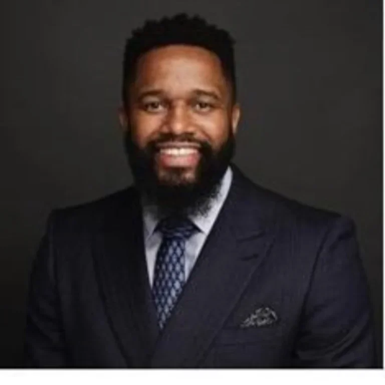 Shaun Hoyte Headshot