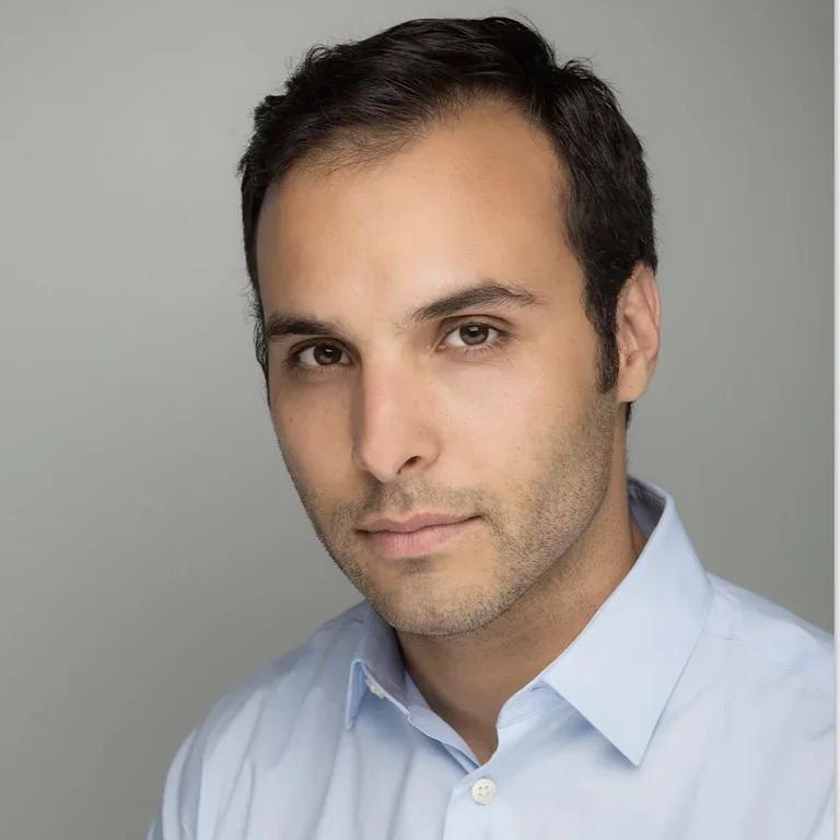 Lazaro Corrales Headshot