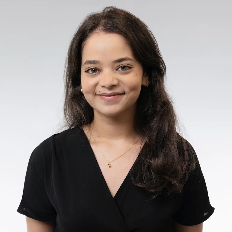 Headshot of Shivani Singh