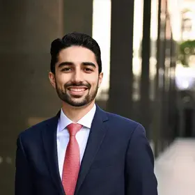 Wealth Management Alum Sirus Turkzadeh