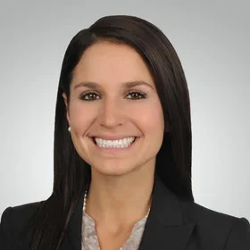 Erica Zimmer Headshot