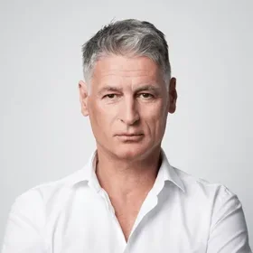 Matthias Schranner headshot