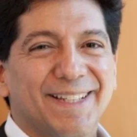 Joe Pantigoso Headshot