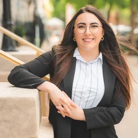 Erin O'Connell Headshot 2025