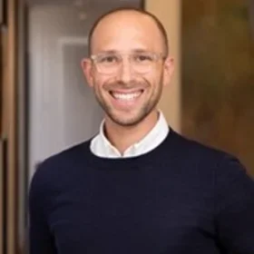 Perry Teicher Headshot