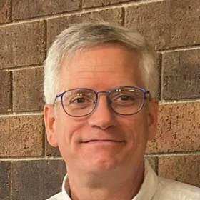 Steven Chillrud Headshot