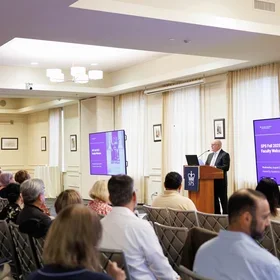 Eric Nelson speaking at the Columbia SPS 2025 fall faculty welcome event