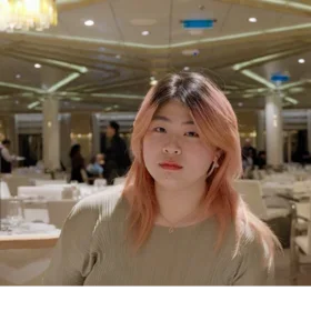 Jessica li in a dining room