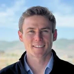 Liam Hanlon Headshot