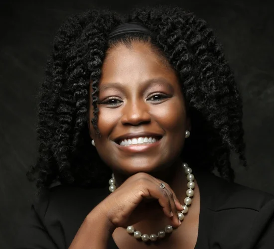 Kellye-Rae Campbell Headshot (cropped)